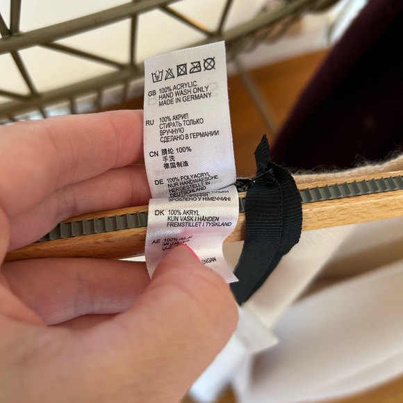 Reiss Natural Tally Cut Fringe Poncho - Picture 7 of 7